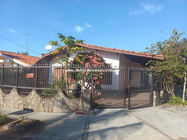 casa para venda no bairro Flórida em Peruíbe